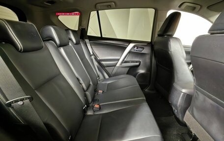 Toyota RAV4, 2016 год, 2 595 000 рублей, 16 фотография