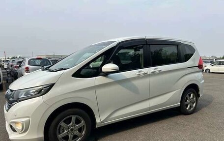 Honda Freed II, 2019 год, 1 140 000 рублей, 7 фотография