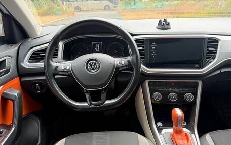 Volkswagen T-Roc I, 2022 год, 1 475 000 рублей, 11 фотография