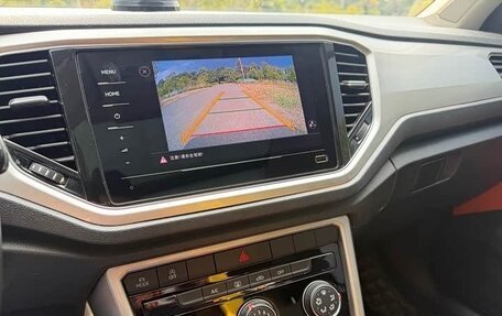 Volkswagen T-Roc I, 2022 год, 1 475 000 рублей, 13 фотография