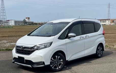 Honda Freed II, 2023 год, 1 340 000 рублей, 2 фотография