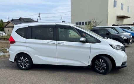 Honda Freed II, 2023 год, 1 340 000 рублей, 8 фотография