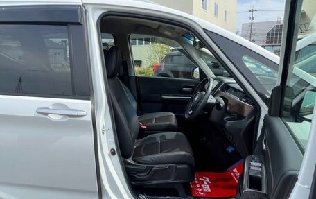 Honda Freed II, 2023 год, 1 340 000 рублей, 16 фотография