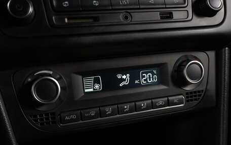 Volkswagen Polo VI (EU Market), 2013 год, 1 009 000 рублей, 15 фотография