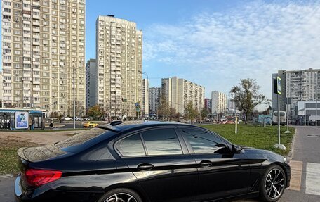 BMW 5 серия, 2018 год, 3 000 000 рублей, 2 фотография