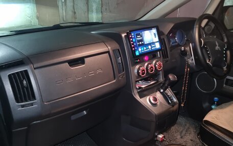 Mitsubishi Delica D:5 I, 2014 год, 2 000 000 рублей, 20 фотография