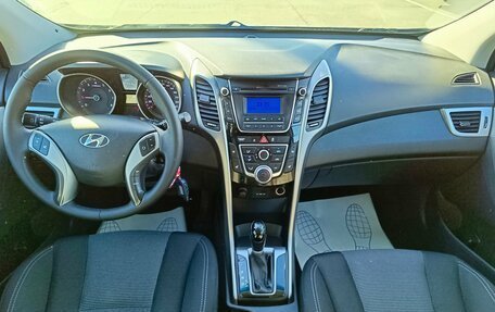 Hyundai i30 II рестайлинг, 2012 год, 949 995 рублей, 16 фотография