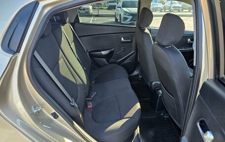 KIA Rio III рестайлинг, 2015 год, 799 995 рублей, 13 фотография