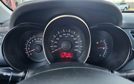 KIA Rio III рестайлинг, 2015 год, 799 995 рублей, 16 фотография