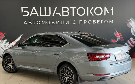 Skoda Superb III рестайлинг, 2018 год, 2 050 000 рублей, 6 фотография