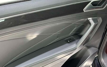 Volkswagen Tiguan II, 2023 год, 2 150 055 рублей, 14 фотография