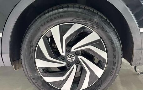 Volkswagen Tiguan II, 2023 год, 2 150 055 рублей, 13 фотография