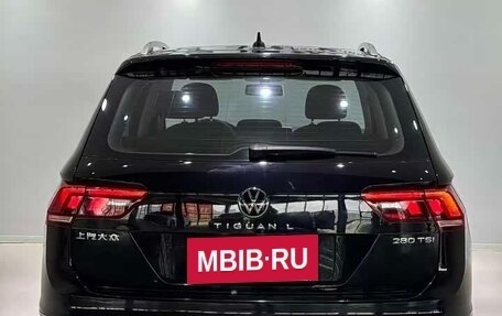Volkswagen Tiguan II, 2023 год, 2 150 055 рублей, 5 фотография