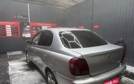 Toyota Platz, 1999 год, 185 000 рублей, 6 фотография
