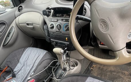 Toyota Platz, 1999 год, 185 000 рублей, 27 фотография