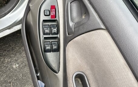 Toyota Platz, 1999 год, 185 000 рублей, 29 фотография