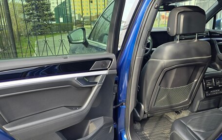 Volkswagen Touareg III, 2018 год, 5 000 000 рублей, 9 фотография