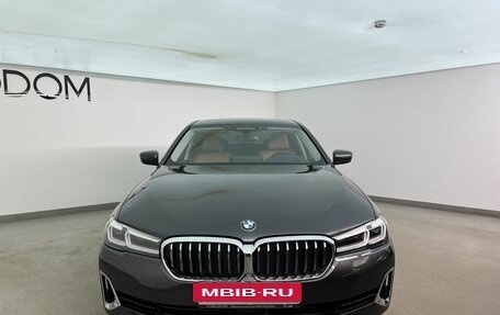 BMW 5 серия, 2022 год, 4 890 000 рублей, 3 фотография