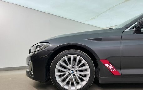 BMW 5 серия, 2022 год, 4 890 000 рублей, 7 фотография