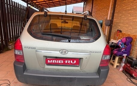 Hyundai Tucson III, 2005 год, 875 000 рублей, 5 фотография
