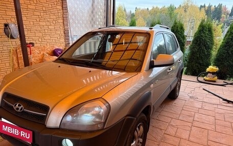 Hyundai Tucson III, 2005 год, 875 000 рублей, 2 фотография