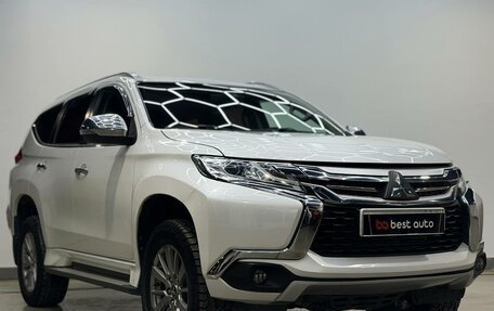 Mitsubishi Pajero Sport III рестайлинг, 2019 год, 2 700 000 рублей, 3 фотография