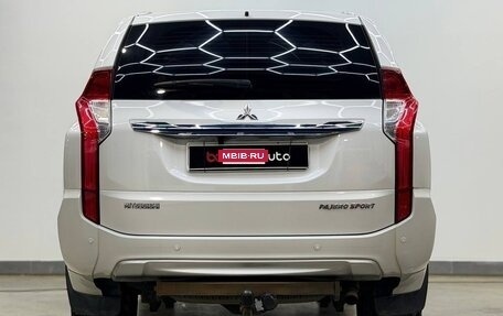 Mitsubishi Pajero Sport III рестайлинг, 2019 год, 2 700 000 рублей, 6 фотография