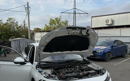 Honda Civic, 2022 год, 1 750 000 рублей, 3 фотография
