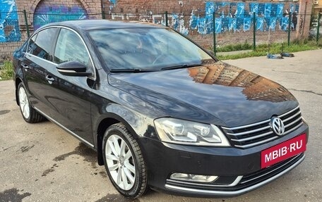 Volkswagen Passat B7, 2012 год, 1 049 000 рублей, 3 фотография