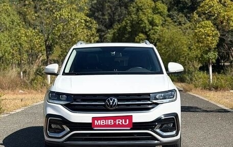 Volkswagen T-Cross I, 2023 год, 1 648 000 рублей, 5 фотография