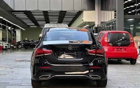 Mercedes-Benz A-Класс, 2020 год, 1 715 000 рублей, 4 фотография
