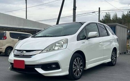 Honda Fit Shuttle I рестайлинг, 2014 год, 620 000 рублей, 2 фотография