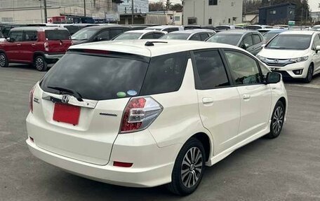 Honda Fit Shuttle I рестайлинг, 2014 год, 620 000 рублей, 11 фотография