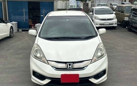 Honda Fit Shuttle I рестайлинг, 2014 год, 620 000 рублей, 3 фотография