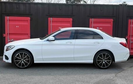 Mercedes-Benz C-Класс, 2018 год, 1 395 000 рублей, 3 фотография