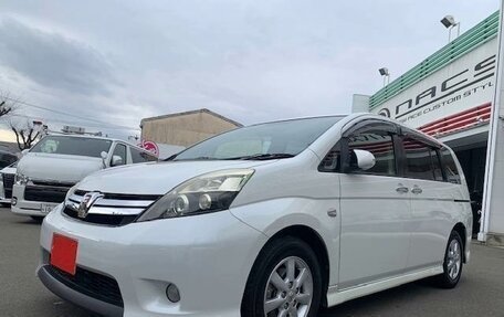 Toyota ISis I, 2017 год, 1 025 000 рублей, 3 фотография