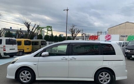 Toyota ISis I, 2017 год, 1 025 000 рублей, 4 фотография