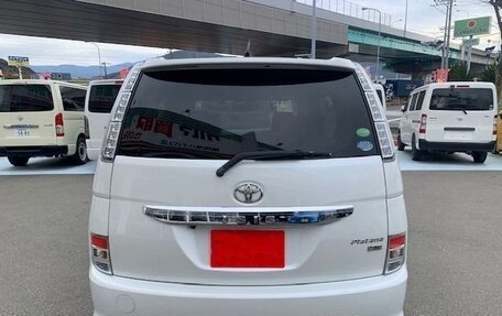 Toyota ISis I, 2017 год, 1 025 000 рублей, 6 фотография