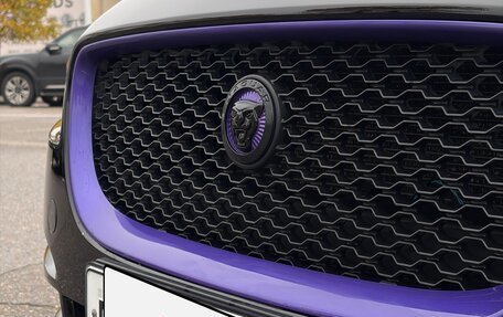 Jaguar XE I рестайлинг, 2018 год, 1 900 000 рублей, 9 фотография