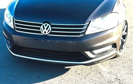 Volkswagen Passat B7, 2014 год, 990 000 рублей, 2 фотография