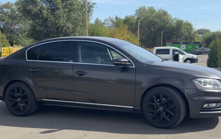 Volkswagen Passat B7, 2014 год, 990 000 рублей, 18 фотография