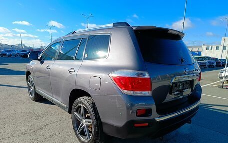 Toyota Highlander III, 2011 год, 2 100 000 рублей, 5 фотография