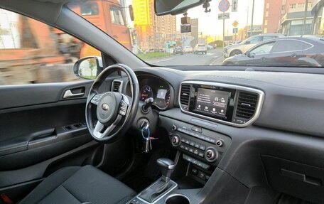 KIA Sportage IV рестайлинг, 2019 год, 1 990 000 рублей, 7 фотография