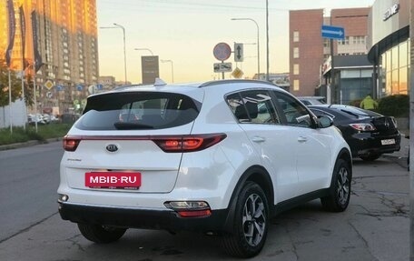 KIA Sportage IV рестайлинг, 2019 год, 1 990 000 рублей, 4 фотография