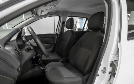 Renault Logan II, 2020 год, 875 000 рублей, 9 фотография