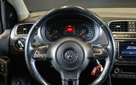 Volkswagen Polo VI (EU Market), 2012 год, 800 000 рублей, 6 фотография