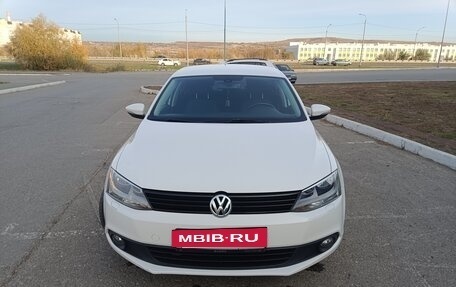 Volkswagen Jetta VII, 2014 год, 1 240 000 рублей, 3 фотография