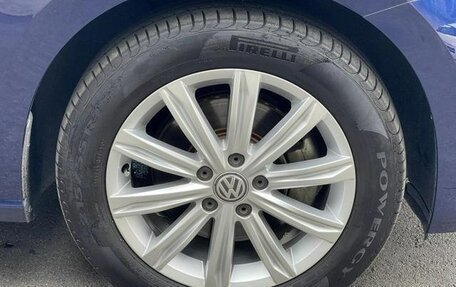 Volkswagen Touran III, 2016 год, 1 000 000 рублей, 9 фотография