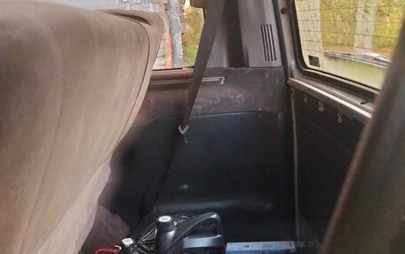 Toyota HiAce H50 H60 H70, 1982 год, 400 000 рублей, 4 фотография