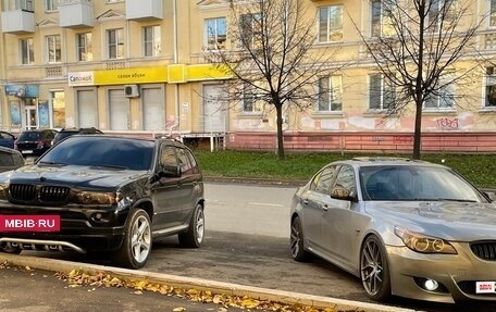 BMW 5 серия, 2003 год, 927 000 рублей, 10 фотография